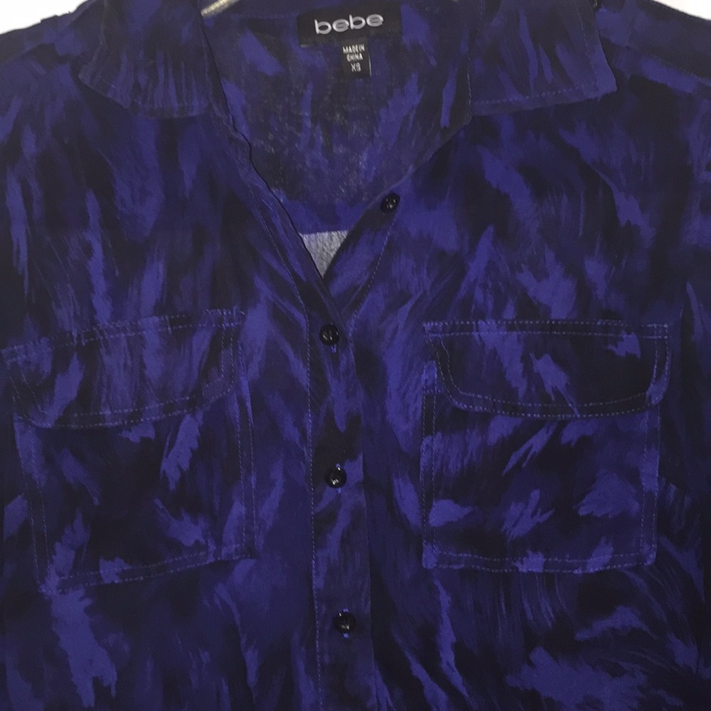Bebe button down blouse! - Picture 2 of 4